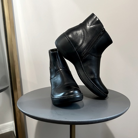 Clarks soft cushion black booties.
